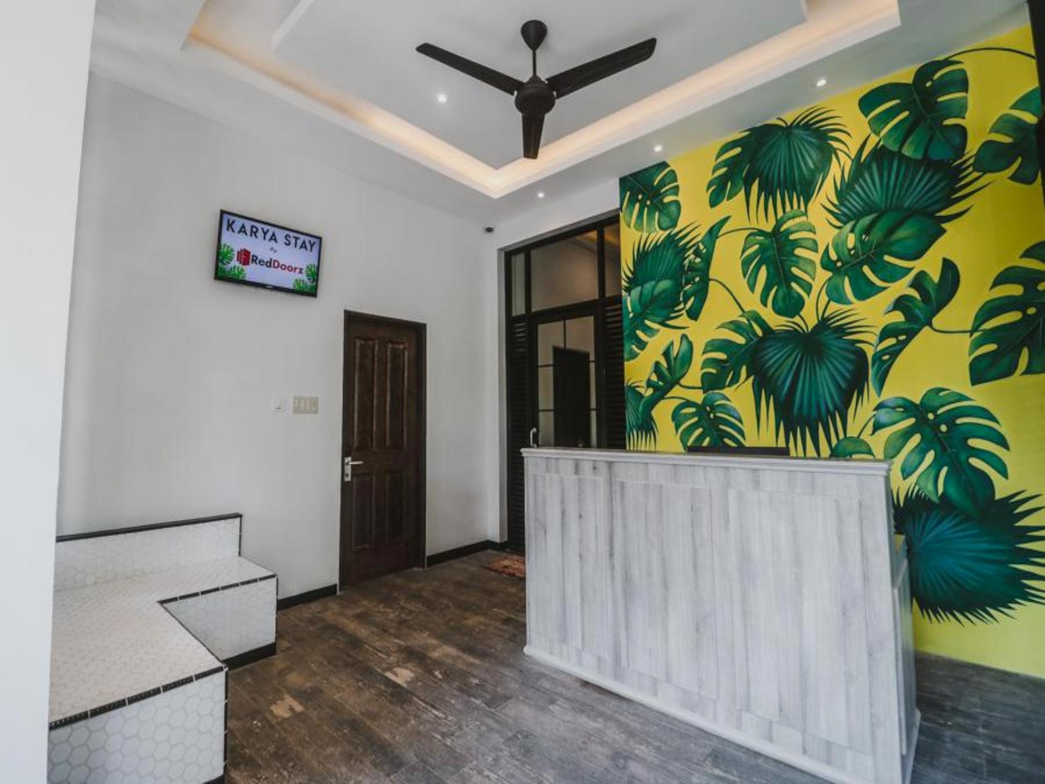 Reddoorz Plus Near Mall Slipi Jaya Yakarta Exterior foto